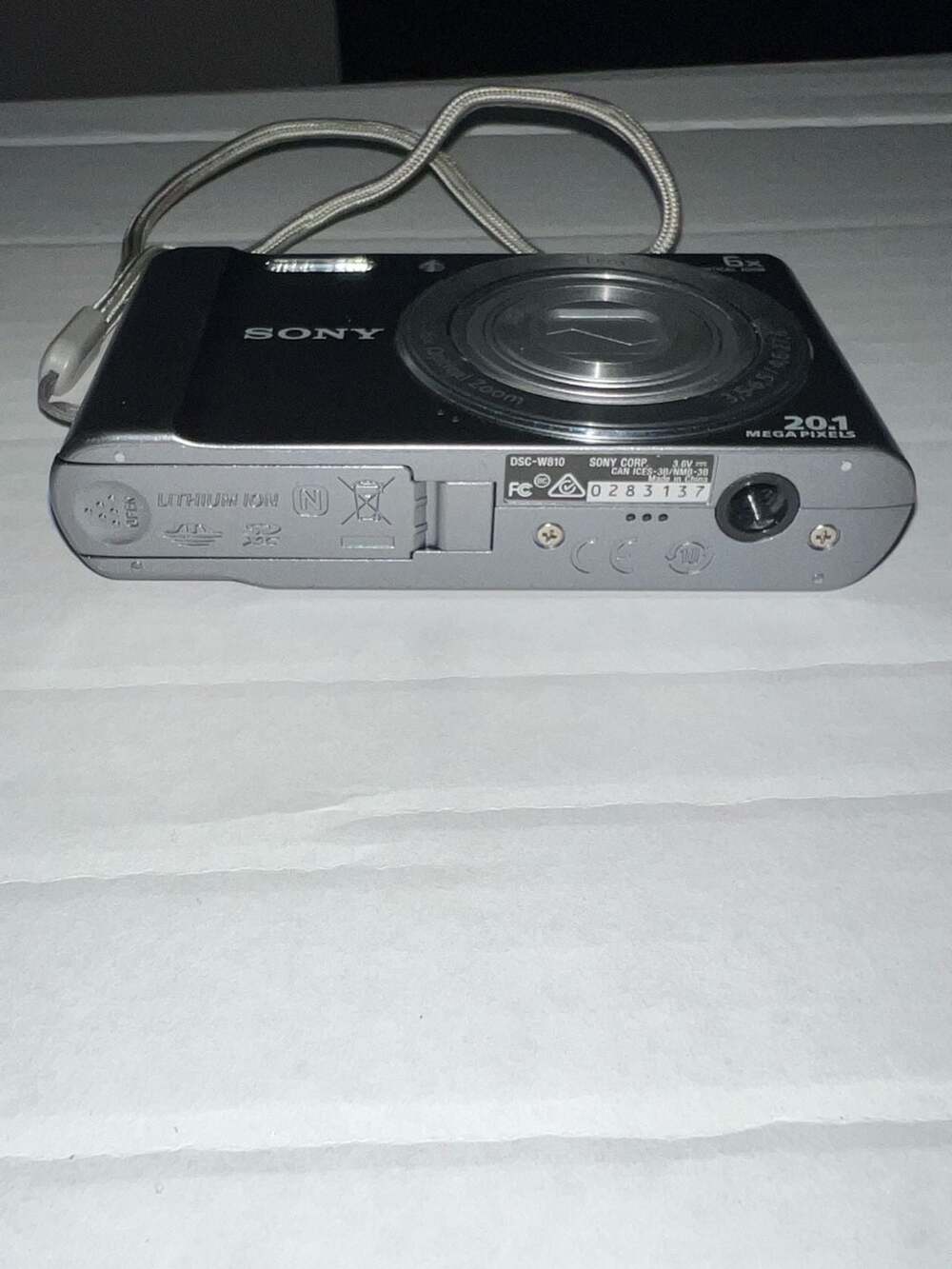 Sony Cyber-shot DSC-W810 20.1MP Digital Camera with 6x Optical Zoom - Picture 5 of 9